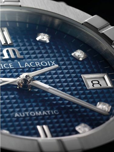 Maurice Lacroix  ai6006-ss002-450-2